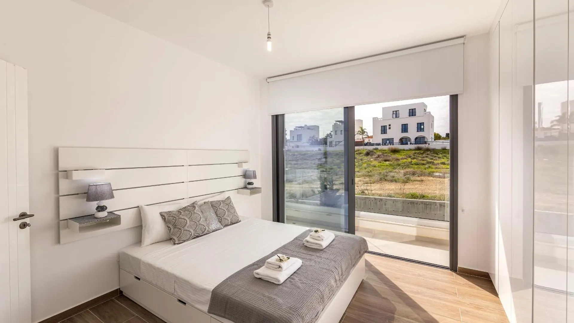 Protaras By The Bay Villa 33 قبرص
